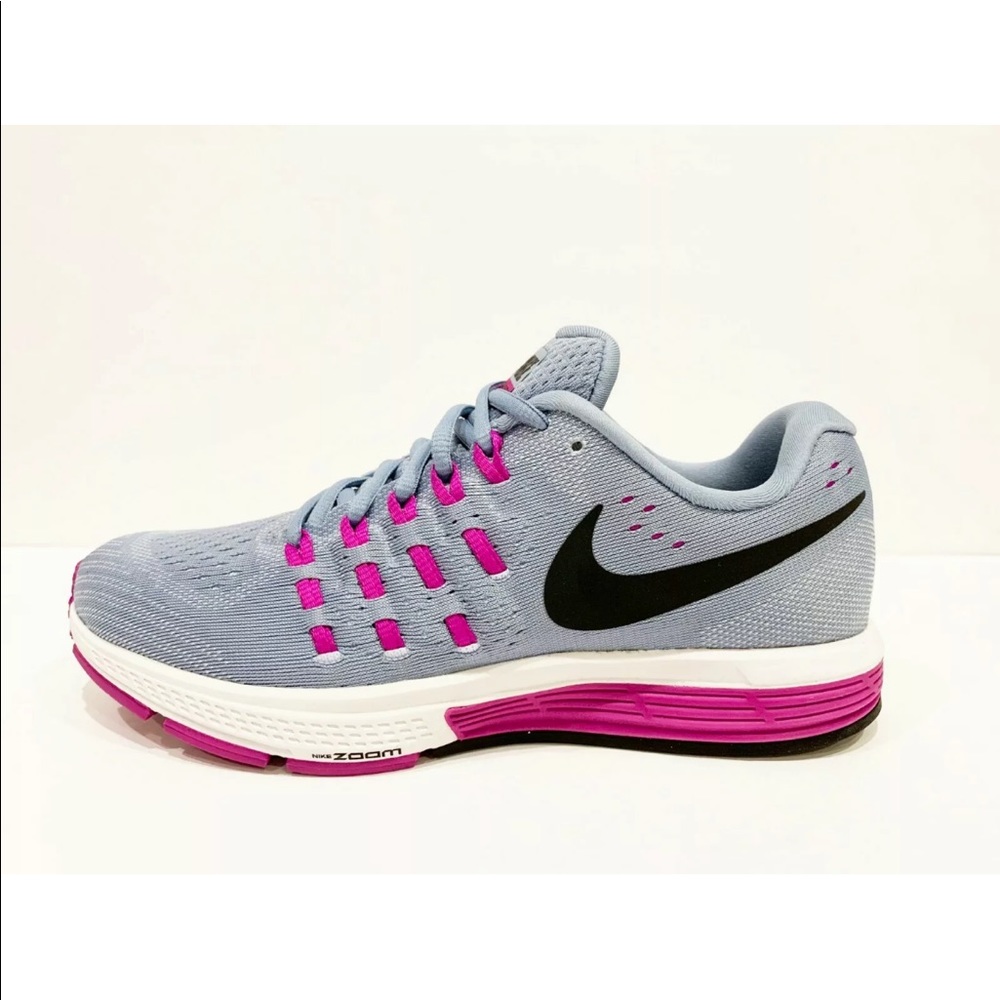 NIKE Zoom Vomero 11 Running Shoes 9.5 athletic 🔥